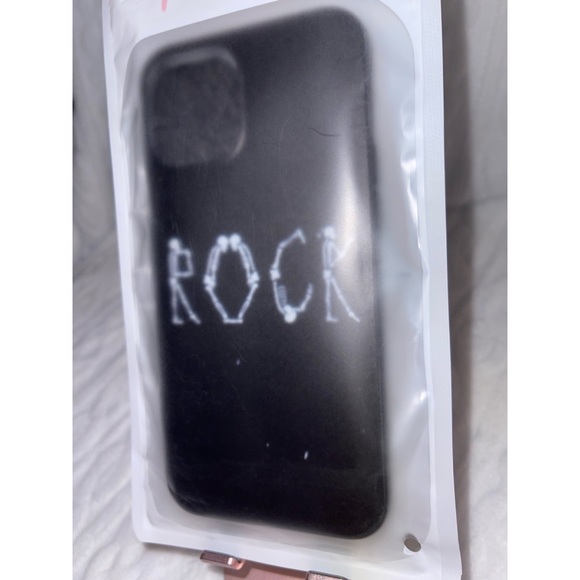 Skeleton Rock Black iPhone 12 Pro Max Case 🖤 - Picture 15 of 17